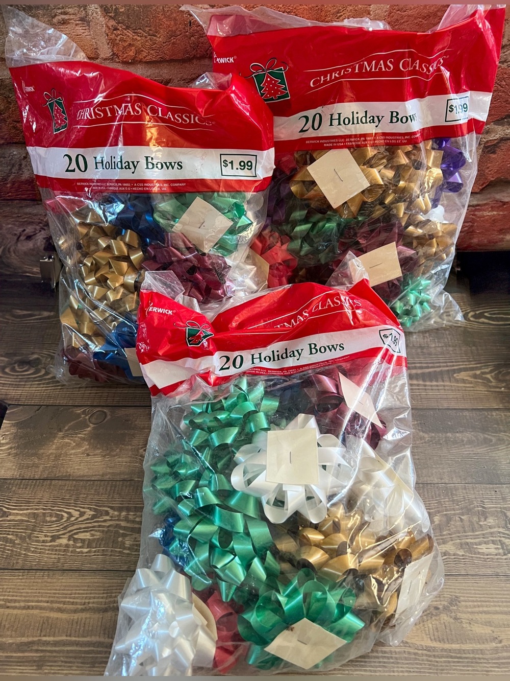 Vintage Berwick Christmas Classics Gift Bows 60 Count 3 Bags NOS